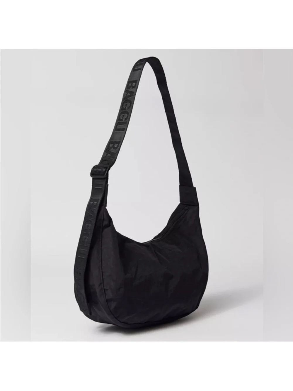 Baggu Medium Nylon Crescent Bag - Picture 3 of 14